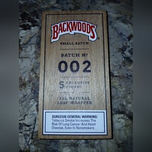 Backwoods Wooden collector's box.leaf Wrapper Holder.new